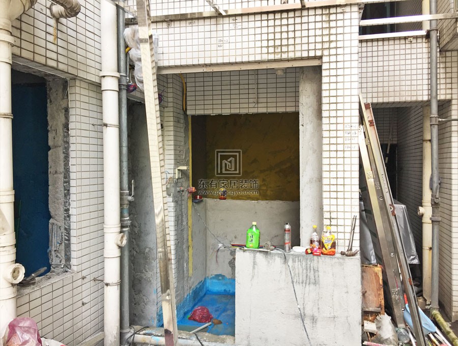 廣利路乳白耐力板雨棚 YP-007