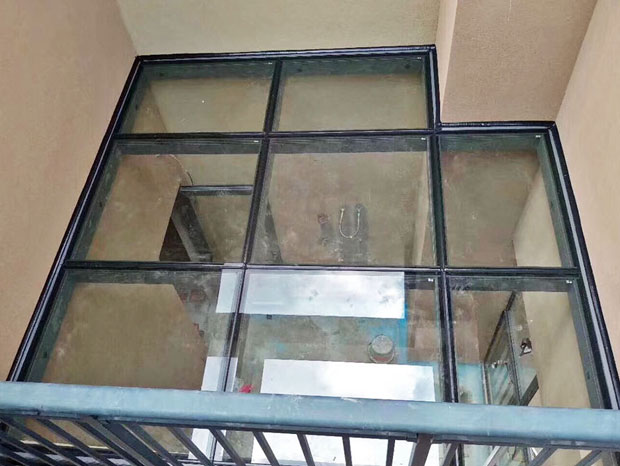 黃埔區佳兆城市廣場諶小姐鋁合金雨棚 YP-021