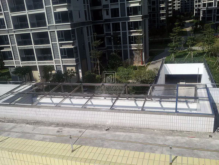 蘿崗幼兒園屋面玻璃雨棚 YP-011