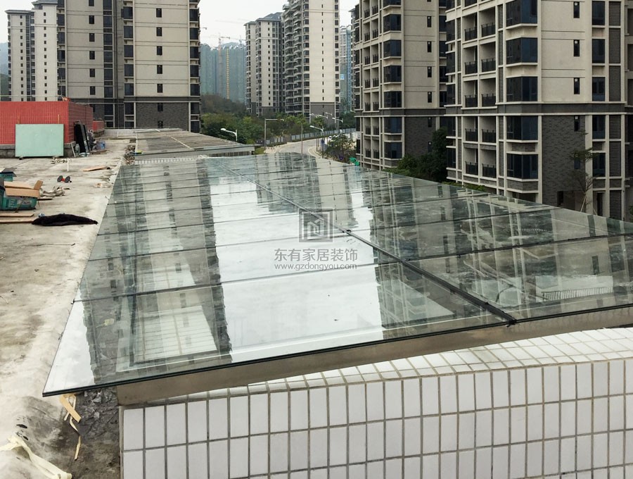 蘿崗幼兒園屋面玻璃雨棚 YP-011