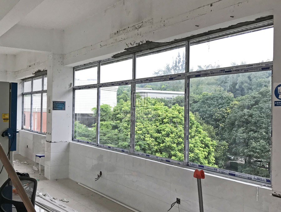 華南理工大學袁生鋁合金窗 MC-114