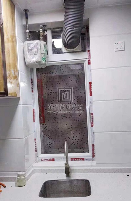 天河北苑何小姐家鳳鋁門窗、防盜網安裝 MC-162