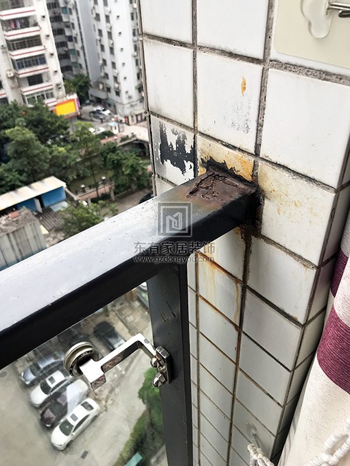天河嘉寶華庭王先生陽臺不銹鋼玻璃欄桿 LG-076