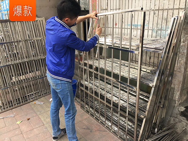 廣州出租屋防盜門和防盜網(wǎng)安裝工程 FDW-011