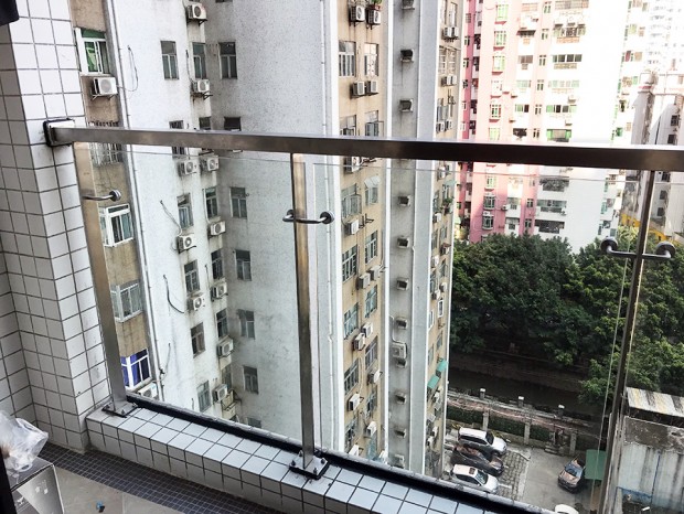 天河華康小區陽臺不銹鋼護欄 LG-078