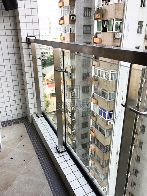 天河華康小區(qū)陽臺不銹鋼護欄 LG-078