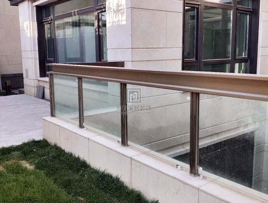 鋁合金玻璃陽臺護欄 LG-082