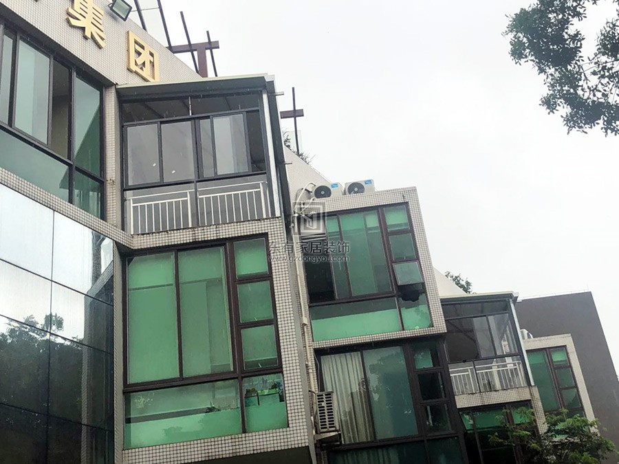 河北建設集團大樓鋁窗封陽臺和窗前護欄 MC-200