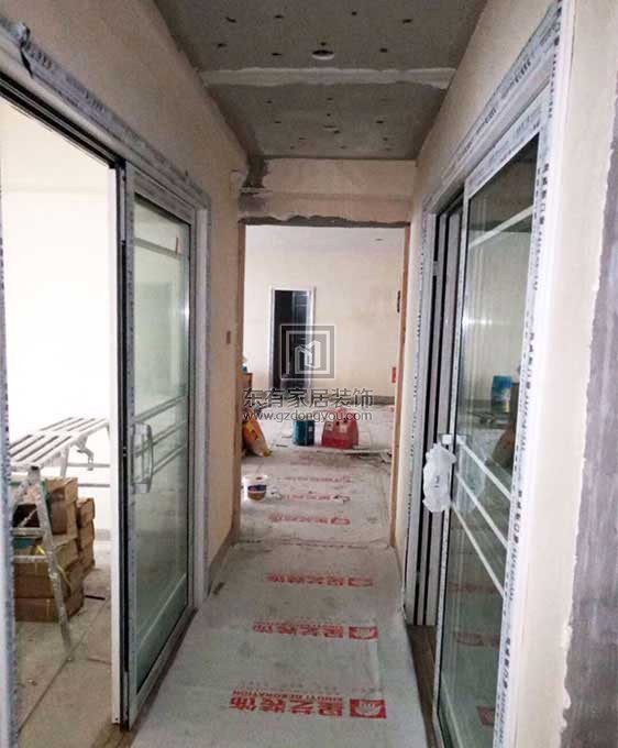 西門口廣場鋁合金門窗安裝
