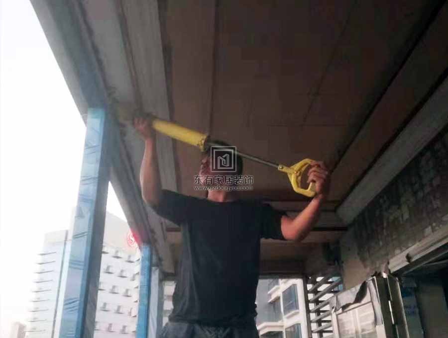 雅居樂劍橋郡國際全屋門窗施工實拍
