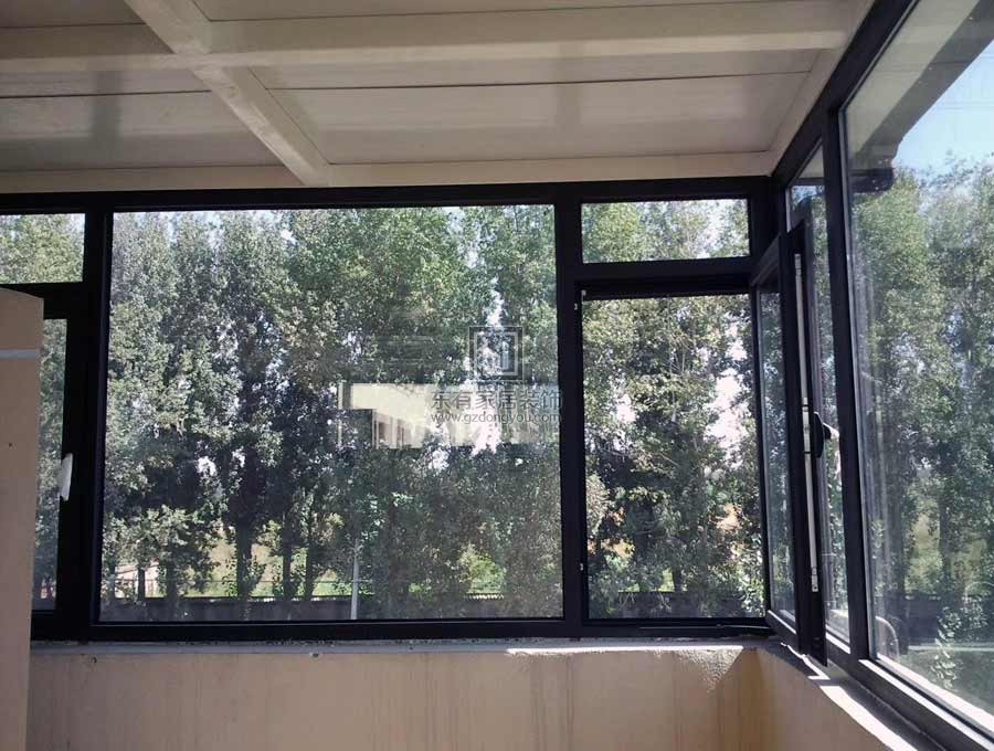 雅居樂劍橋郡國際全屋門窗施工實拍