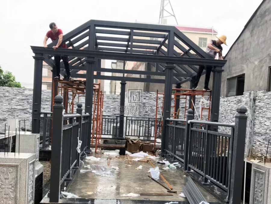 廣州花都別墅全屋鋁合金重型玻璃雨棚，鋁合金窗安裝實拍