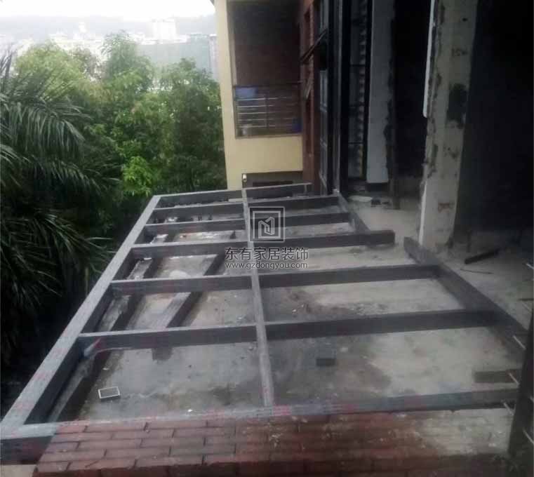 廣州花都別墅全屋鋁合金重型玻璃雨棚，鋁合金窗安裝實拍
