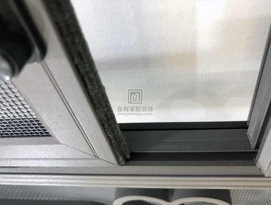 富力銀禧許小姐鋁合金窗、紗窗 MC-165