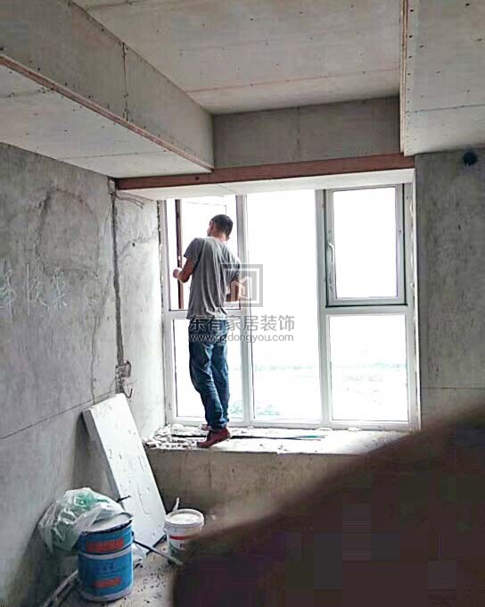 碧桂園鳳凰城全屋外灰內木紋斷橋窗紗一體門窗系列