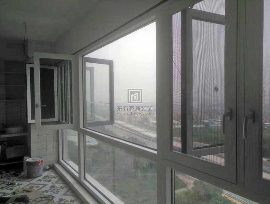 鋁合金斷橋窗紗一體白色平開窗