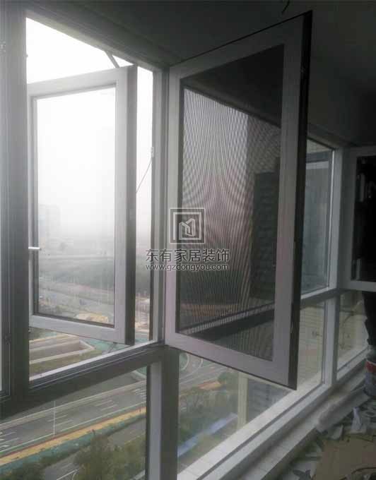 鋁合金斷橋窗紗一體白色平開窗