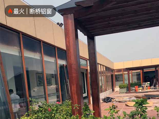 萬科天鵝灣左斷橋窗紗一體全屋門窗項目