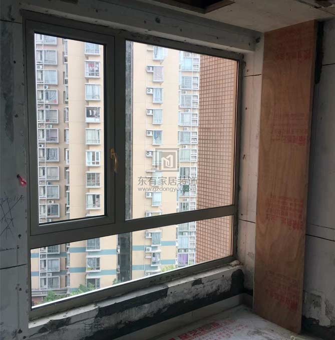 萬科天鵝灣左斷橋窗紗一體全屋門窗項目