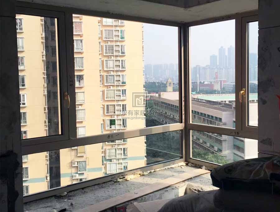 萬科天鵝灣左斷橋窗紗一體全屋門窗項目