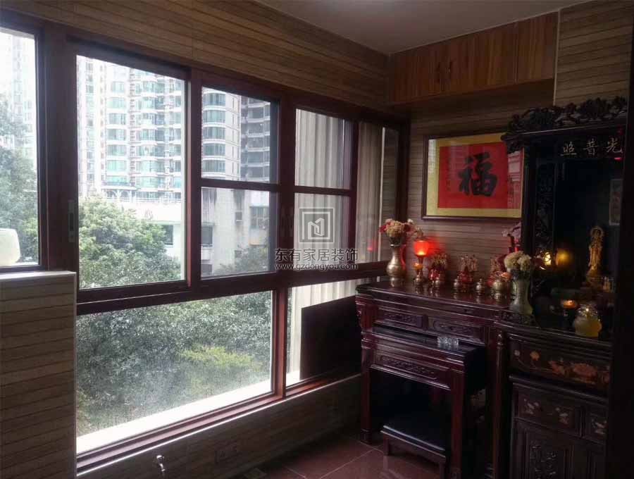 電動蜂巢遮陽簾-鋁合金封陽臺