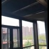 電動蜂巢遮陽簾-鋁合金封陽臺