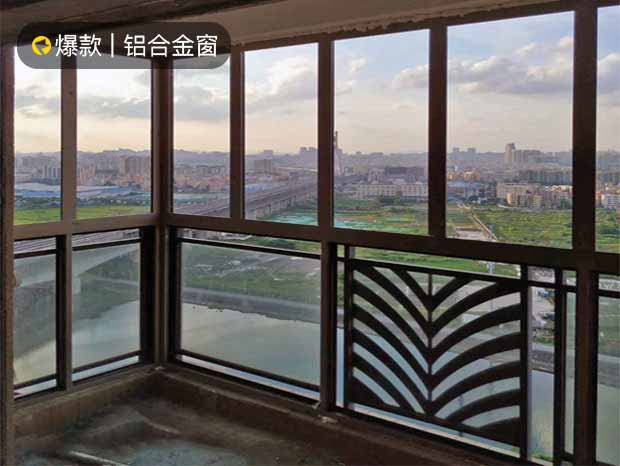 芳村路勁雋瀧灣鋁合金封陽臺門窗