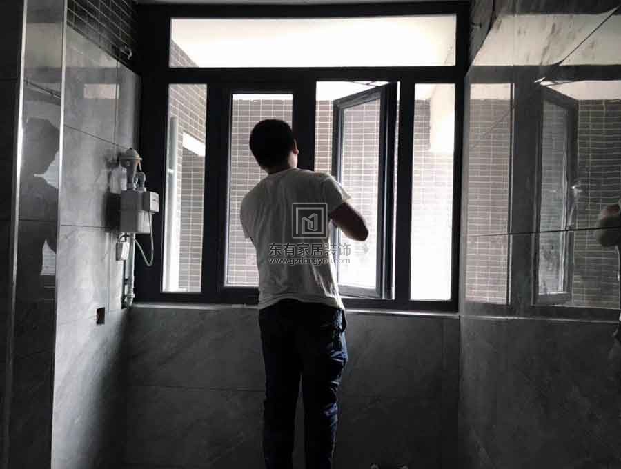佛山中信·金沙水岸斷橋紗窗一體門窗及重型推拉門案例，高檔小區(qū)首選