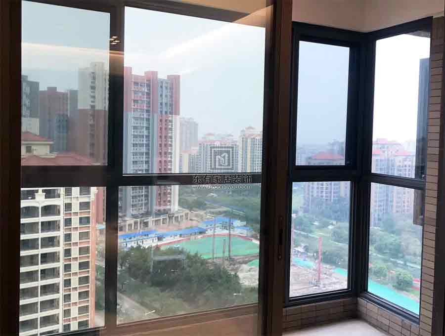 時代柏林斷橋封陽臺門窗