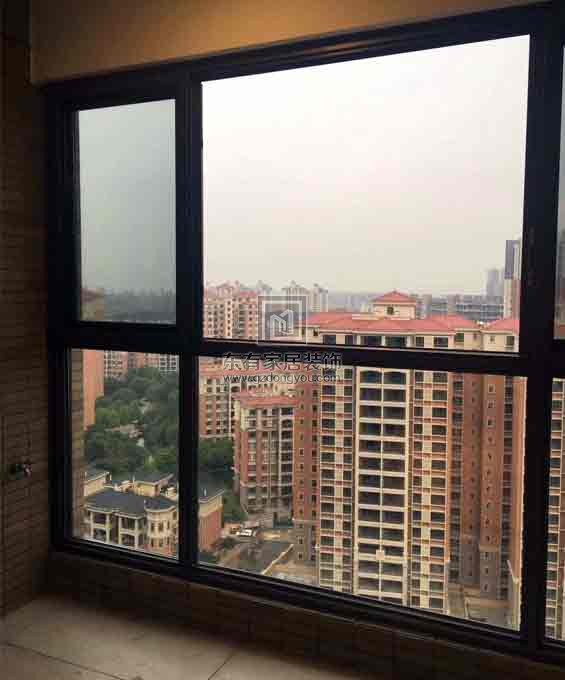 時代柏林斷橋封陽臺門窗