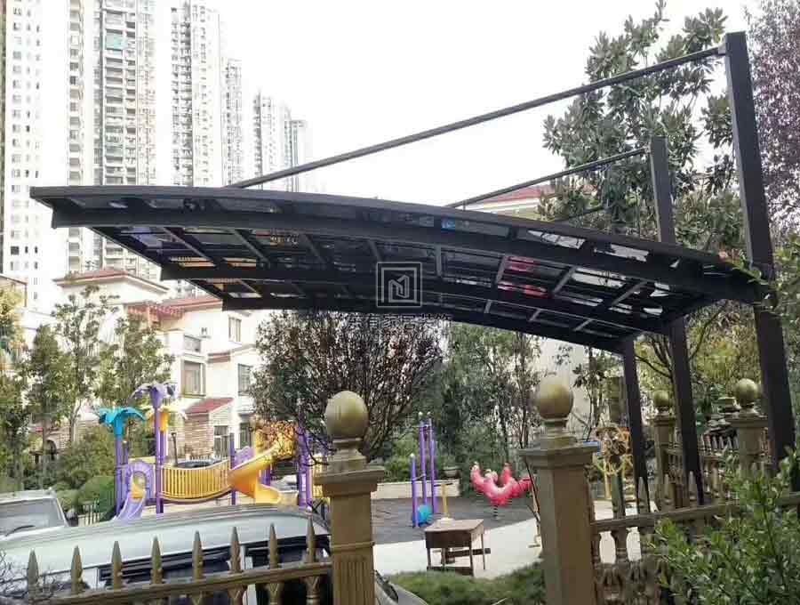 別墅鋁合金陽光板雨棚
