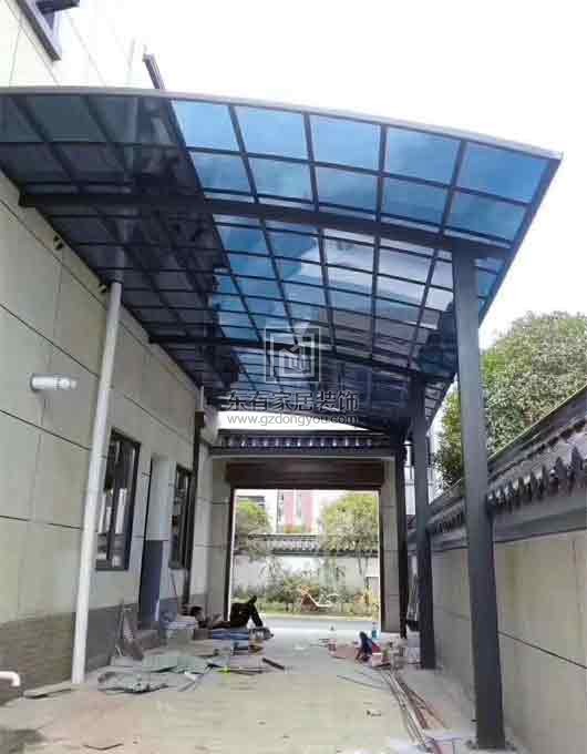 別墅鋁合金陽光板雨棚