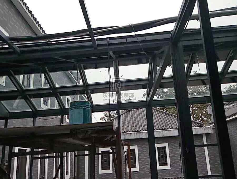 美林天地小區(qū)鋁合金雨棚