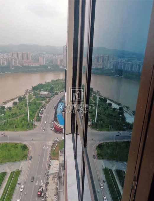 金茂灣鋁合金門窗安裝