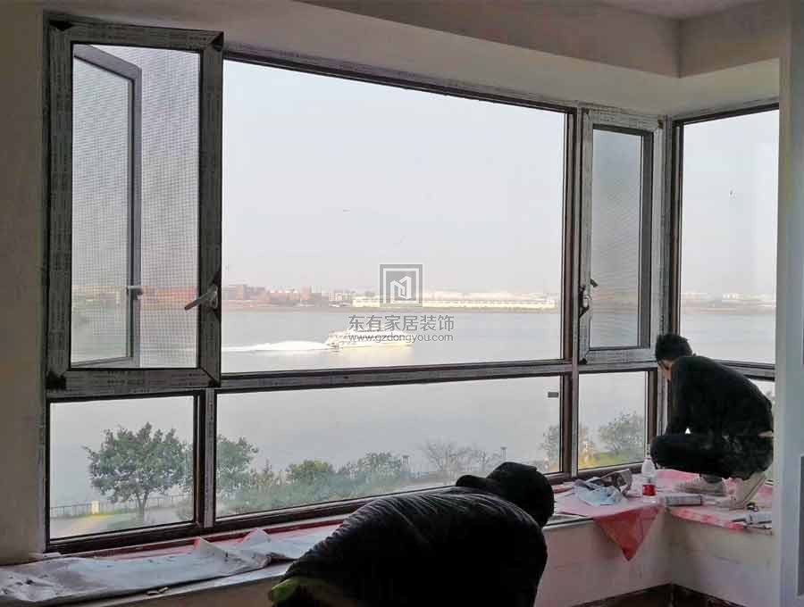 金茂灣鋁合金門窗安裝