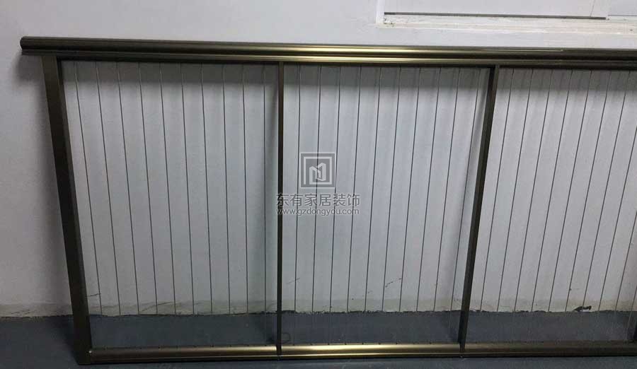 全屋項目窗前護(hù)欄，重型推拉門，鋁合金封陽臺