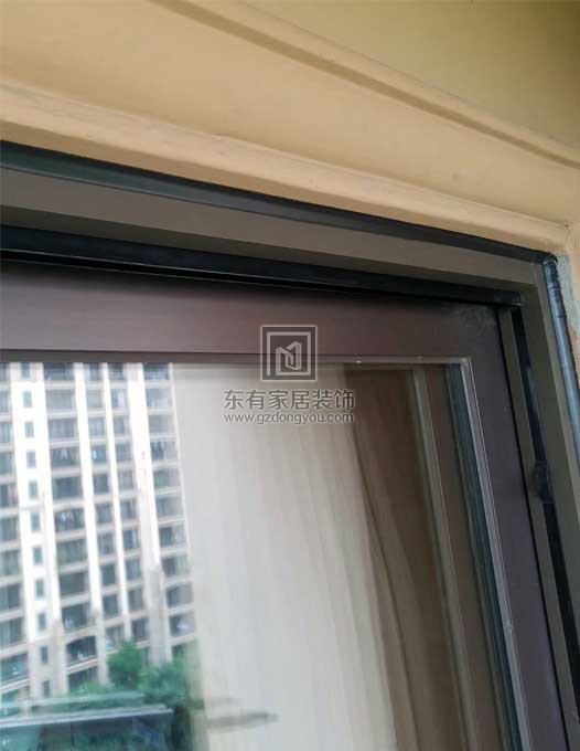 全屋項目窗前護(hù)欄，重型推拉門，鋁合金封陽臺