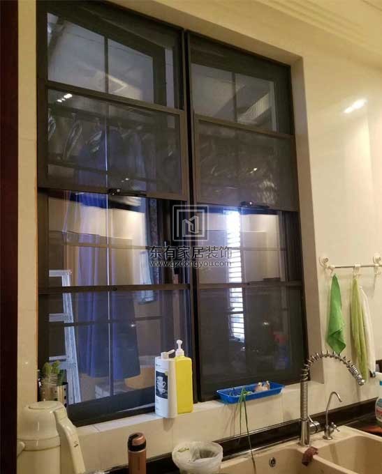 全屋項目窗前護(hù)欄，重型推拉門，鋁合金封陽臺
