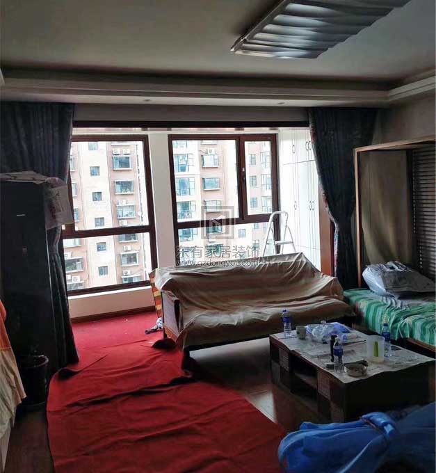 全屋項目窗前護(hù)欄，重型推拉門，鋁合金封陽臺