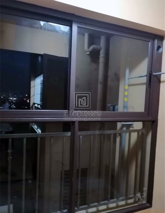 金澤豪庭全屋-隱形防盜網(wǎng)、推拉窗、鋁合金窗花帶紗，豪華三軌推拉門