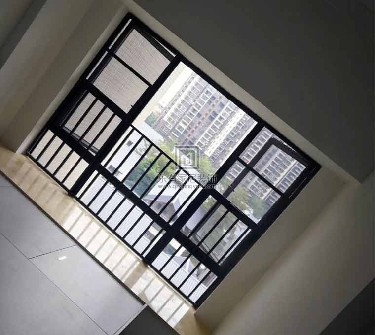 金澤豪庭全屋-隱形防盜網(wǎng)、推拉窗、鋁合金窗花帶紗，豪華三軌推拉門