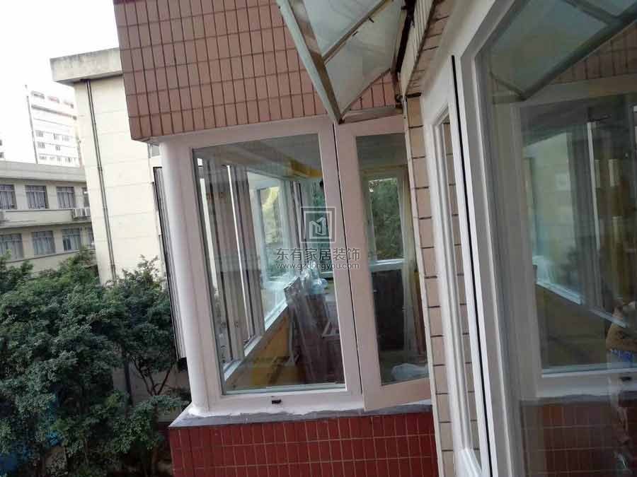 鋁合金窗紗一體門窗安裝實拍