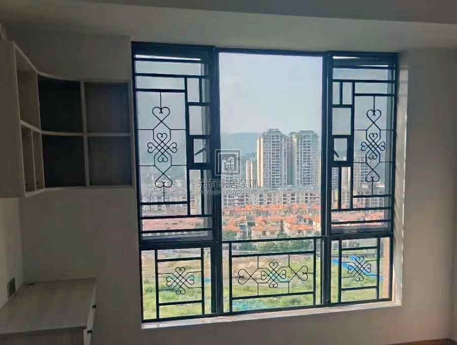 南沙灣封陽臺紗窗鋁窗花案例實拍