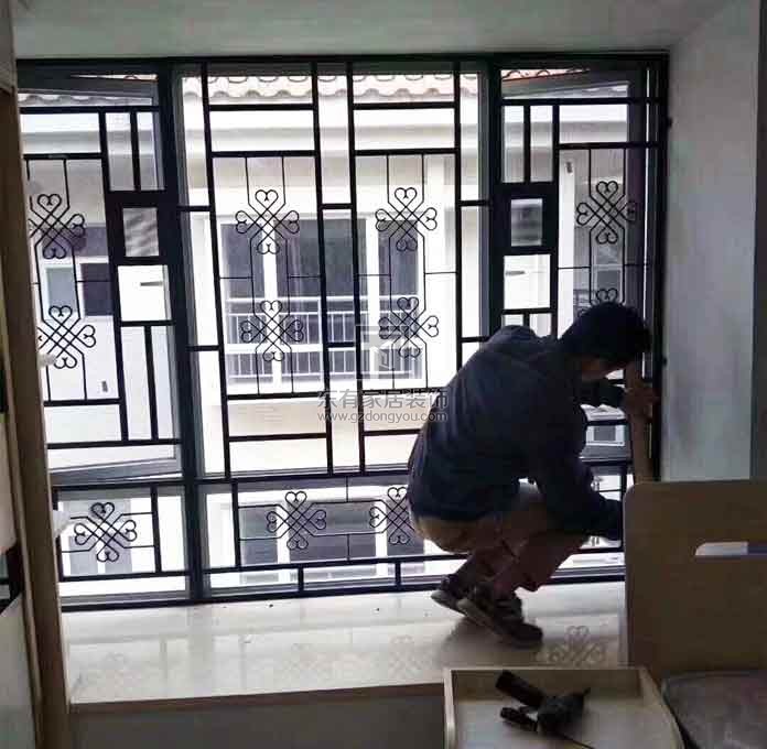 南沙灣封陽臺紗窗鋁窗花案例實拍