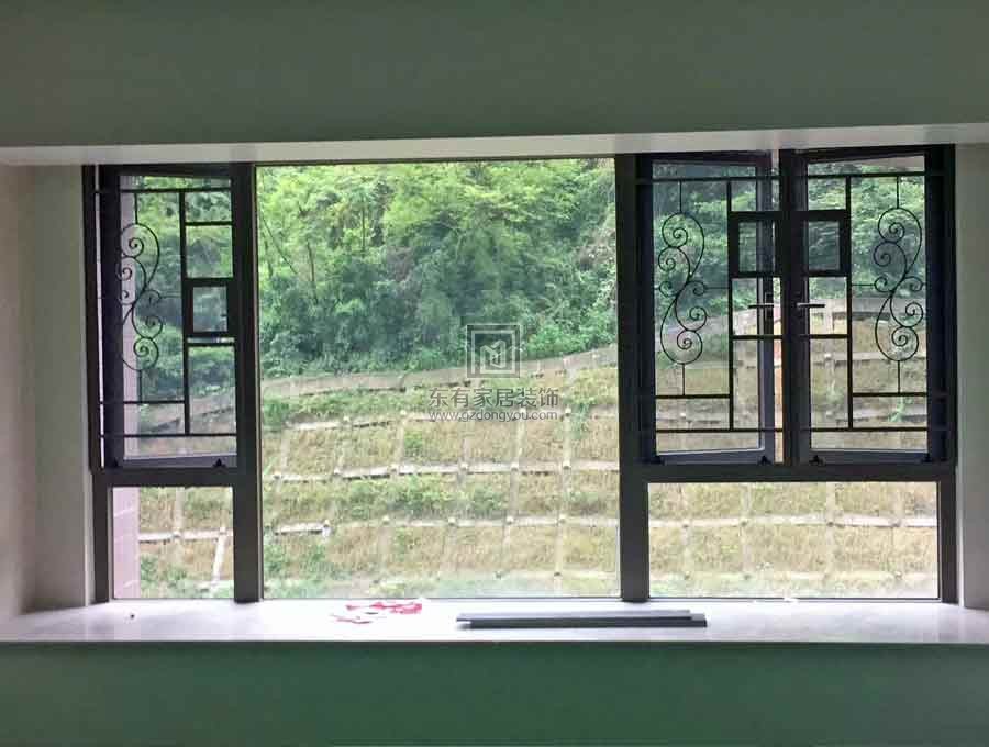 山水庭苑鋁合金紗窗、窗花
