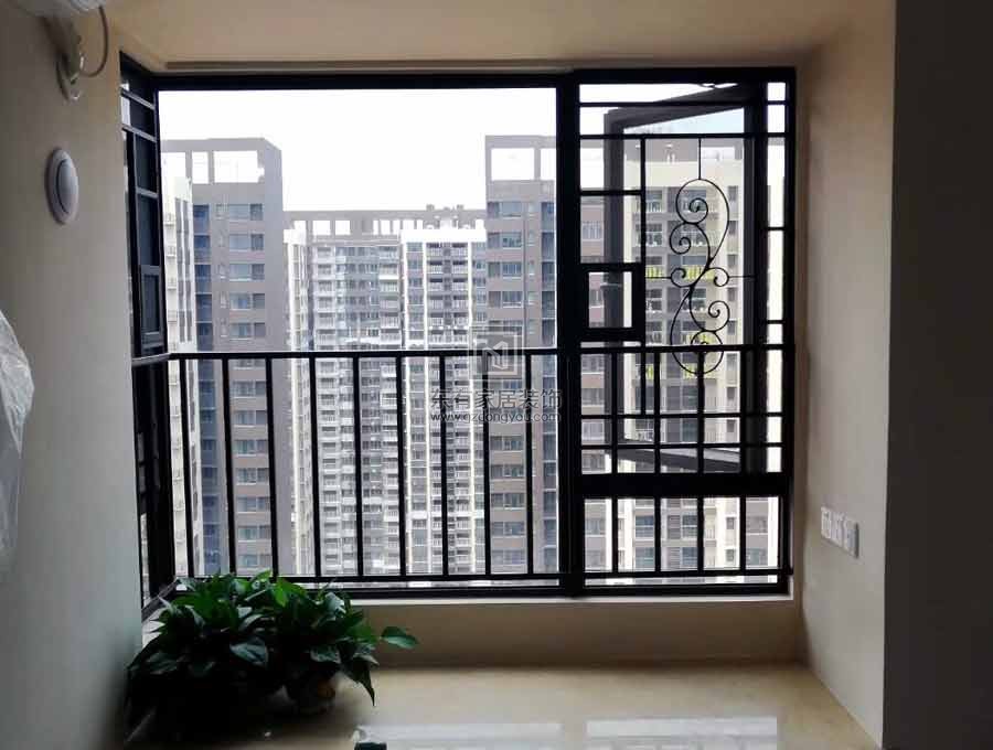 中山金色家園三期李總全屋紗窗和封閉陽臺