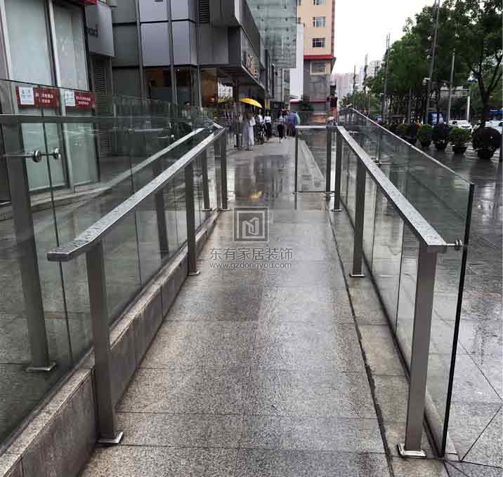 天河太古匯不銹鋼玻璃欄桿 LG-092