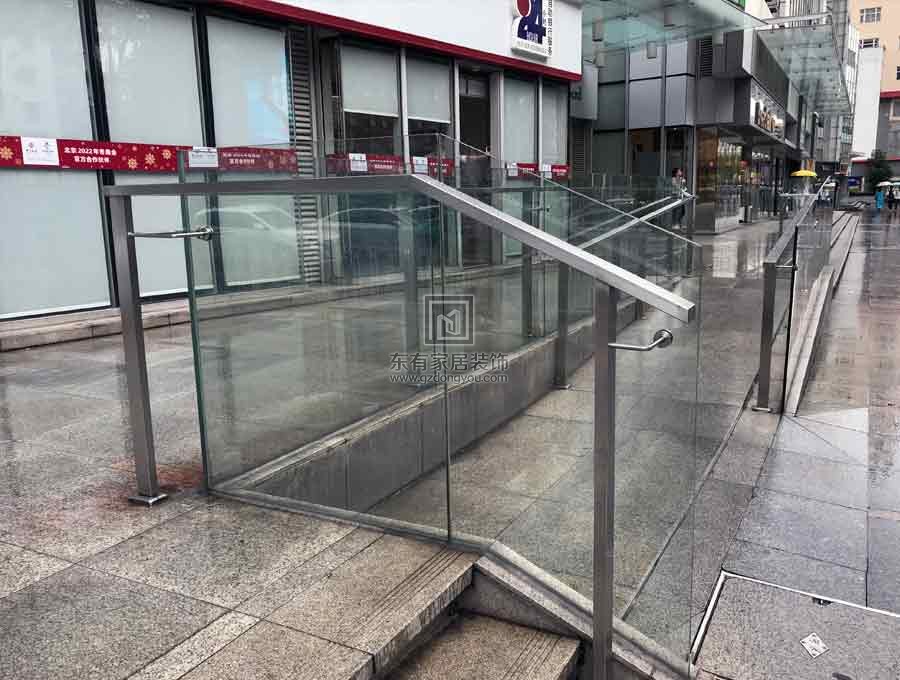 天河太古匯不銹鋼玻璃欄桿 LG-092