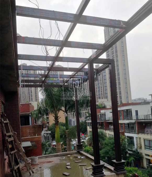 萬科四季花城玻璃雨棚