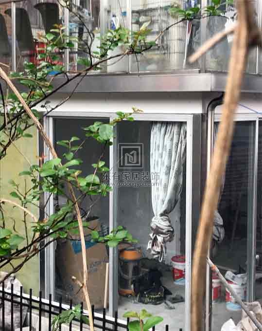 二沙島云景花園鋁合金推拉門，不銹鋼玻璃欄桿、雨棚